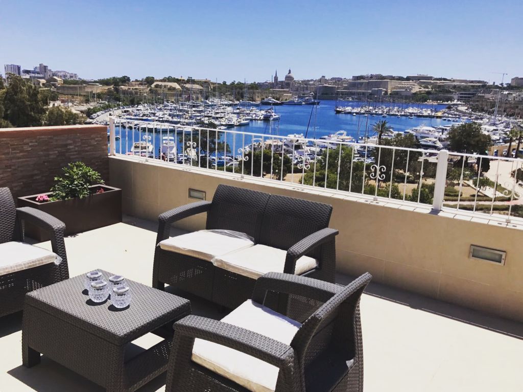 Недвижимость в Gżira